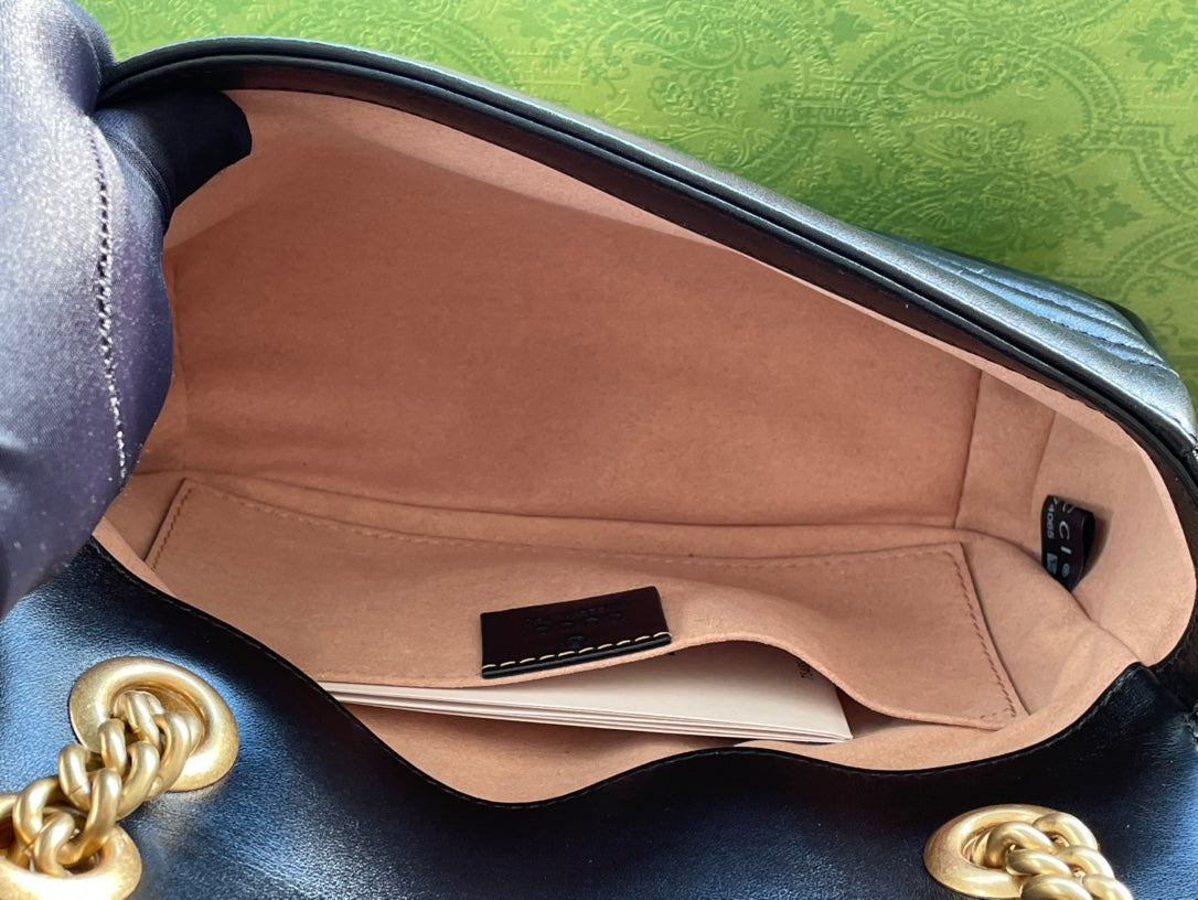 SAC GG MARMONT MATELASSÉ PETIT 22 EN CUIR DE VEAU NOIR