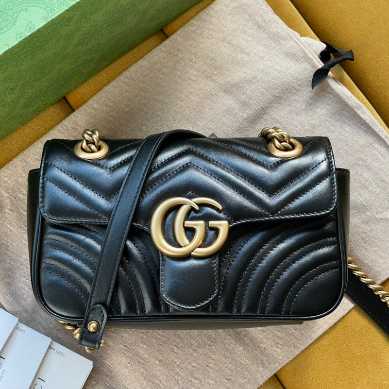 SAC GG MARMONT MATELASSÉ PETIT 22 EN CUIR DE VEAU NOIR