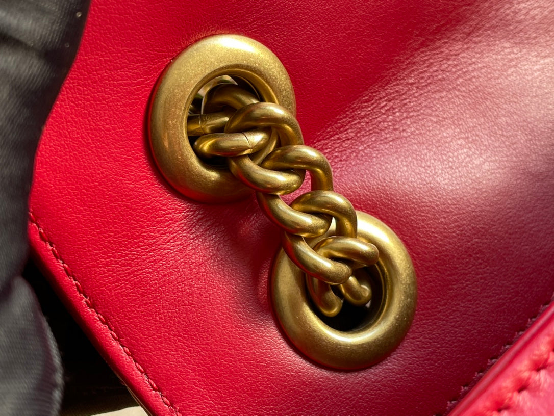 SAC GG MARMONT MATELASSÉ PETIT 22 EN CUIR DE VEAU ROUGE ROSE