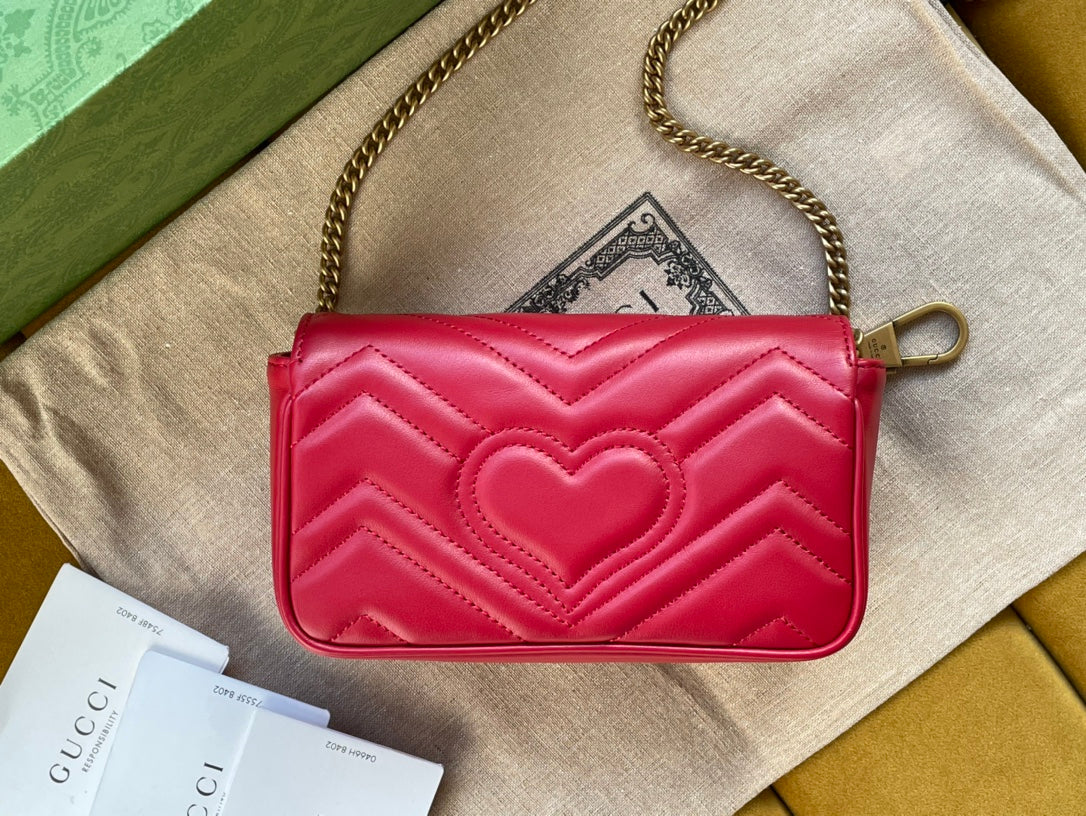 SAC GG MARMONT MINI 16 EN CUIR DE VEAU ROUGE ROSE