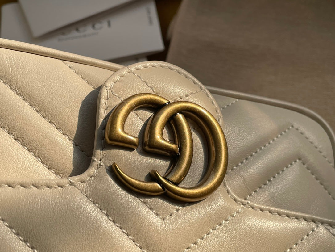 SAC GG MARMONT MINI 16 EN CUIR DE VEAU BLANC