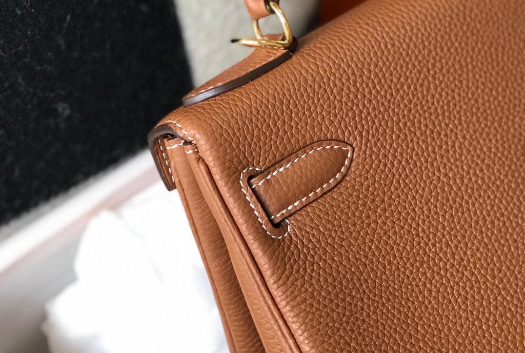 HM KELLY 32CM CUIR TOGO DORÉ QUINCAILLERIE DORÉ