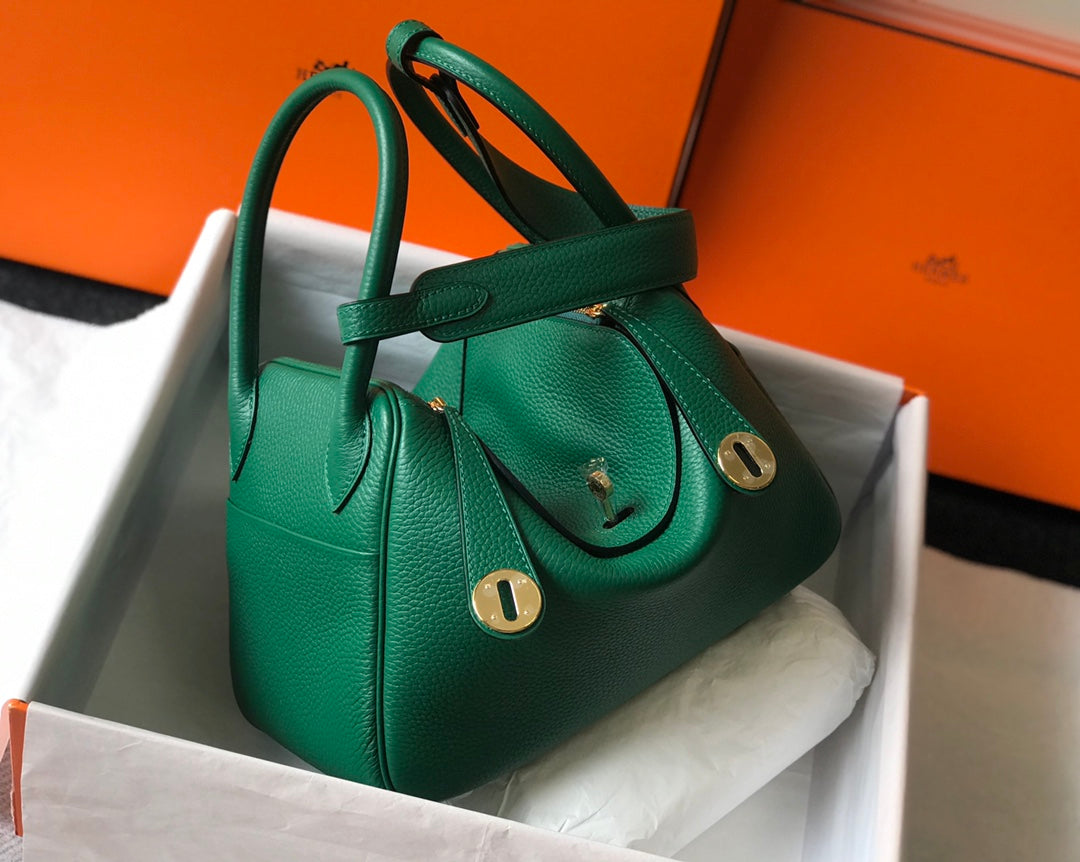 SAC HM LINDY 30 CUIR TAURILLON CLEMENCE VERT CASTLETON