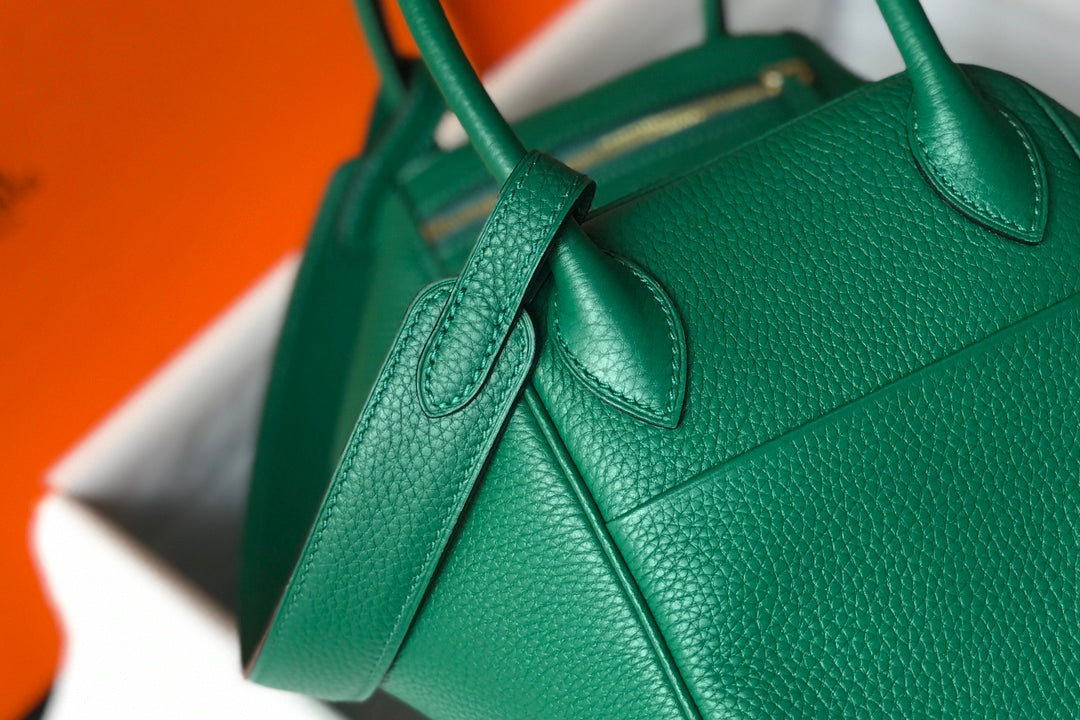 SAC HM LINDY 26 CUIR TAURILLON CLEMENCE VERT CASTLETON