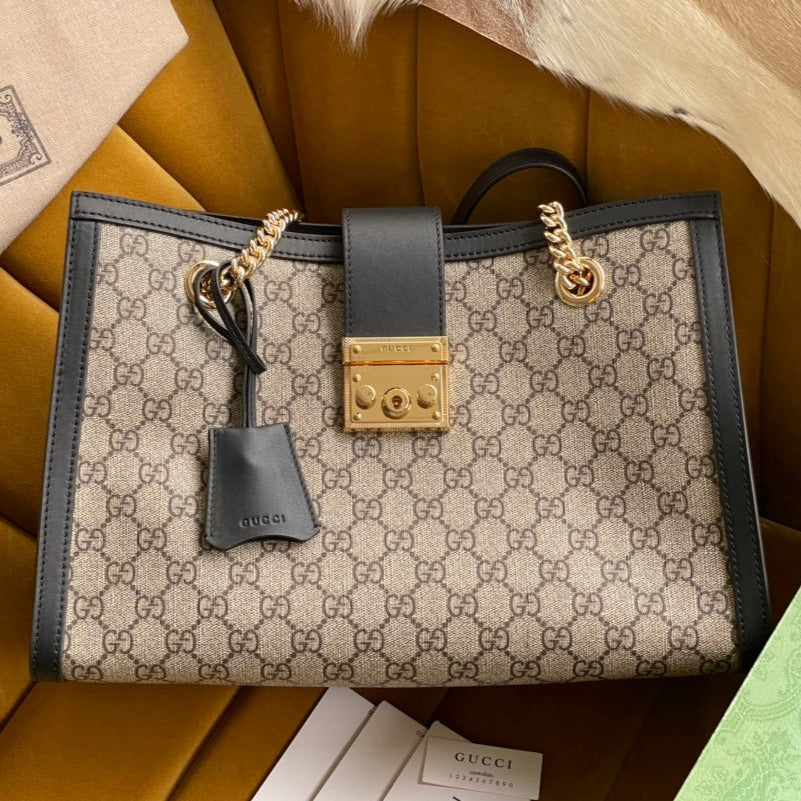 Grand sac bandoulière GG PADLOCK 35 en toile beige et cuir de veau noir