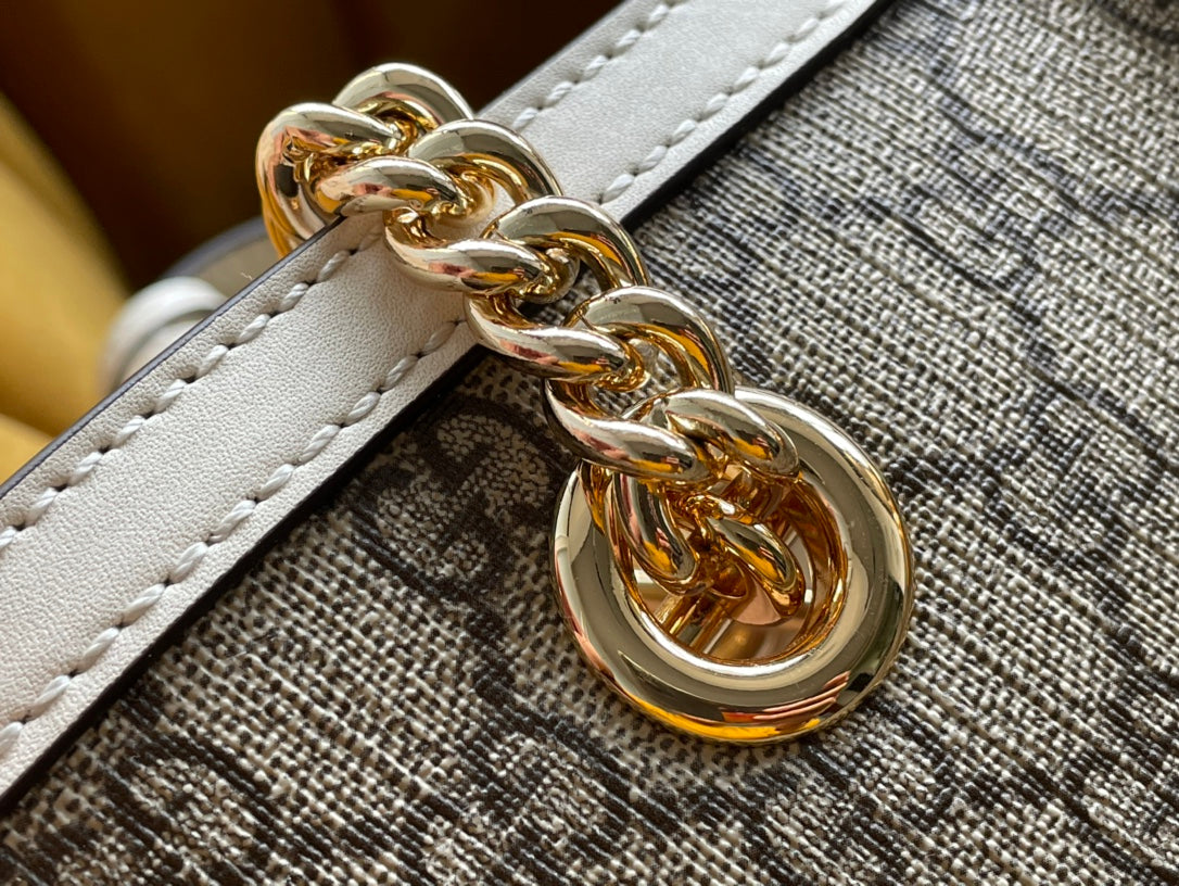 Grand sac bandoulière GG PADLOCK 35 en toile beige et cuir de veau blanc