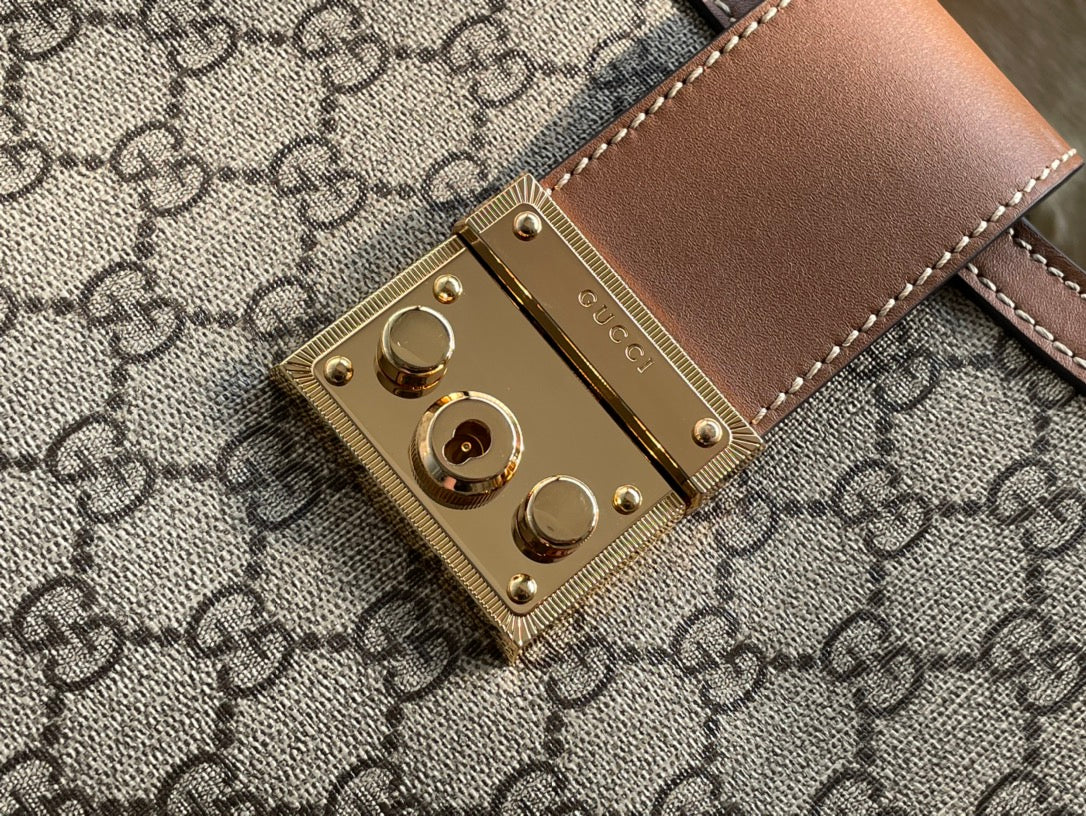 Grand sac bandoulière GG PADLOCK 35 en toile beige et cuir de veau marron