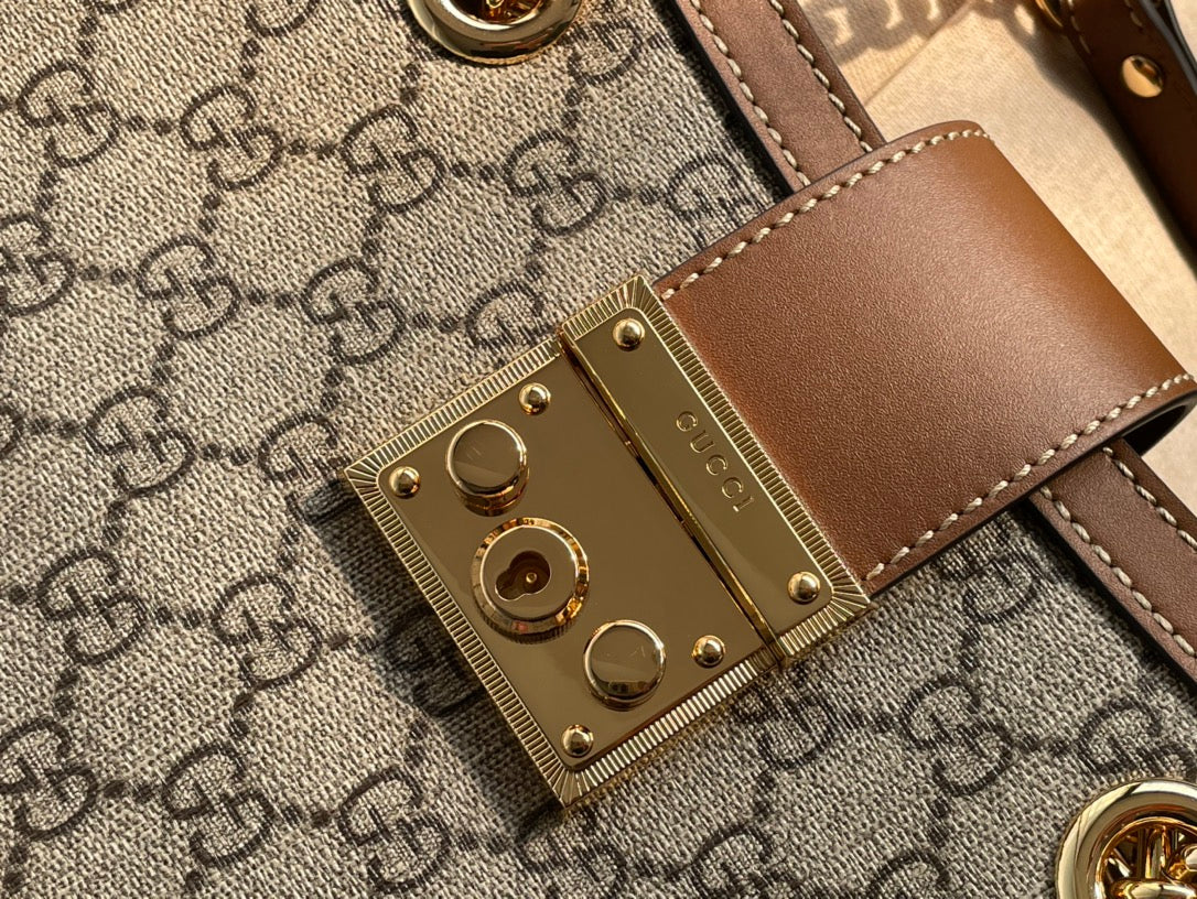 SAC À BANDOULIÈRE GG PADLOCK MOYEN 26 EN TOILE BEIGE ET CUIR DE VEAU MARRON
