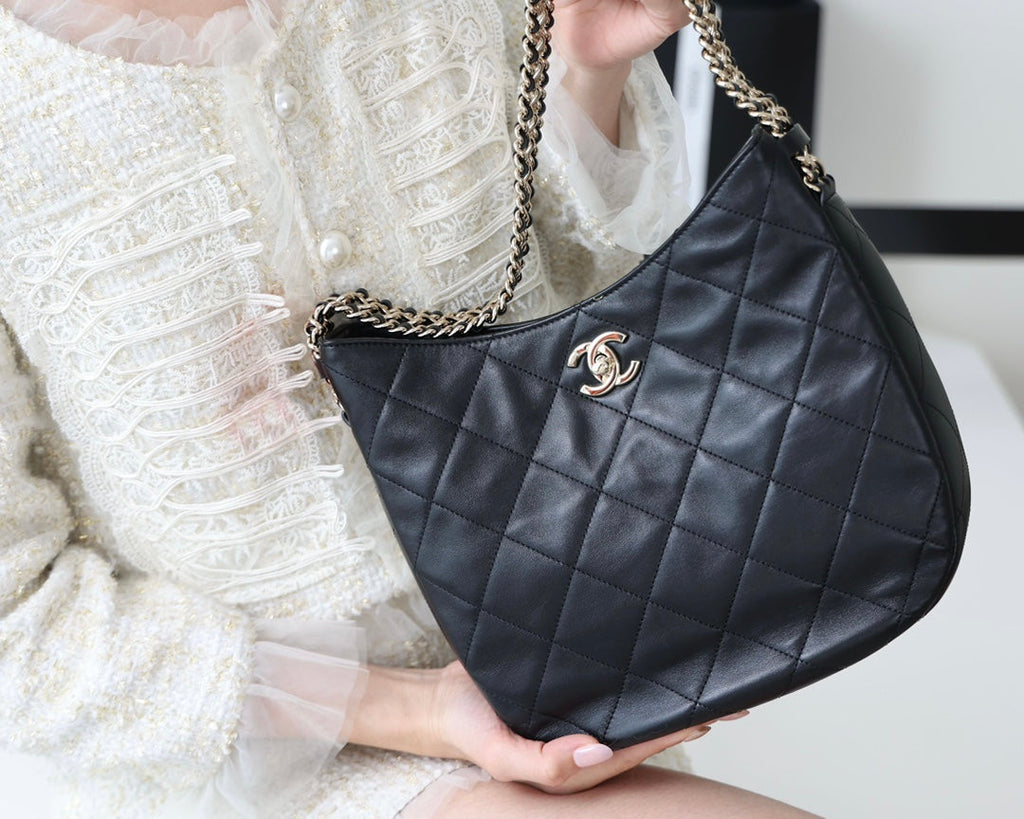 CC HOBO BAG 26CM BLACK LAMBSKIN SILVER HARDWARE