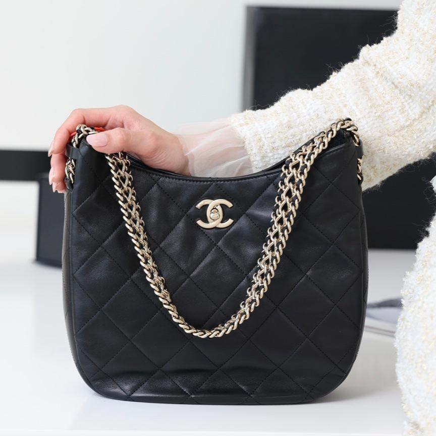 CC HOBO BAG 26CM BLACK LAMBSKIN SILVER HARDWARE