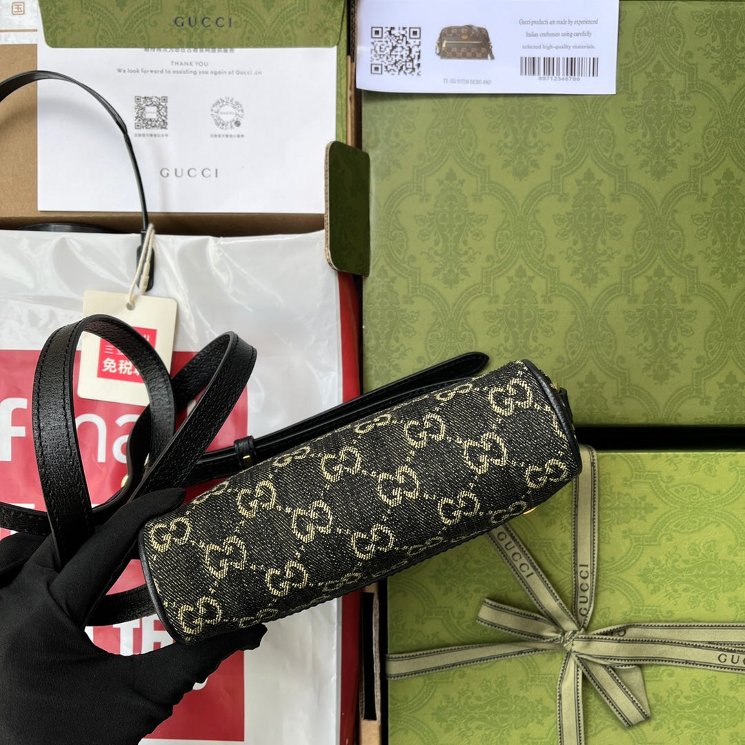 SAC À BANDOULIÈRE EN JEAN 17 NOIR AVEC BORDURE EN CUIR