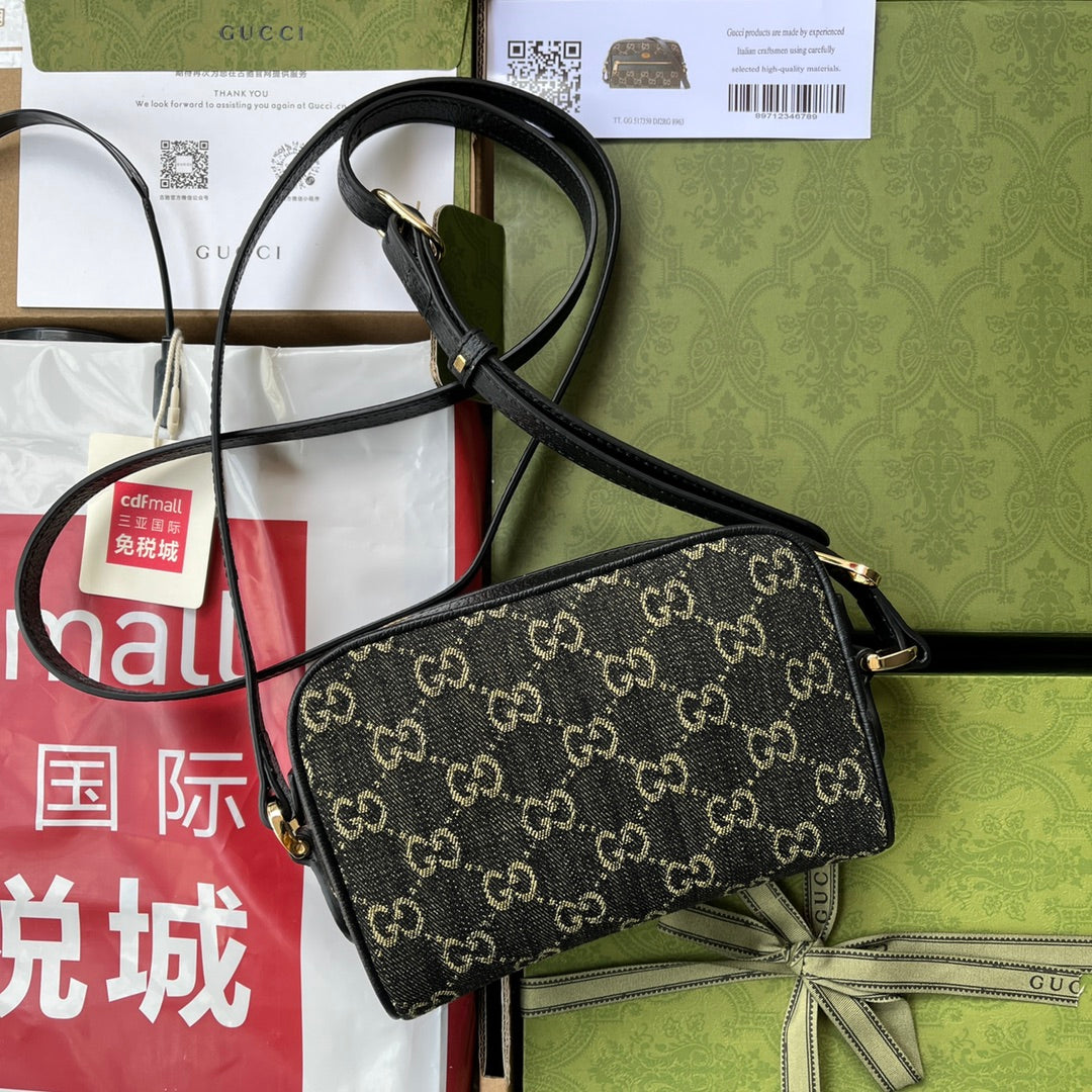 SAC À BANDOULIÈRE EN JEAN 17 NOIR AVEC BORDURE EN CUIR