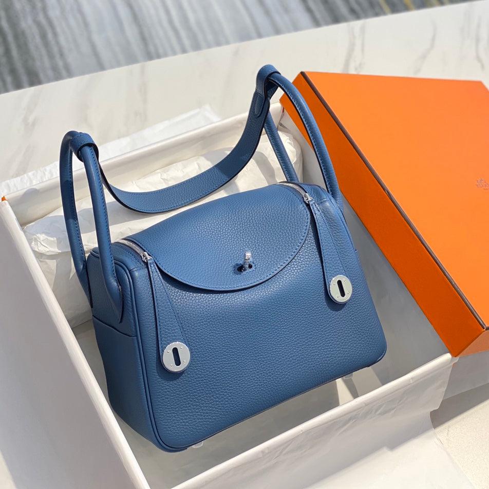 SAC HM LINDY 26 CUIR TAURILLON CLEMENCE AZUR