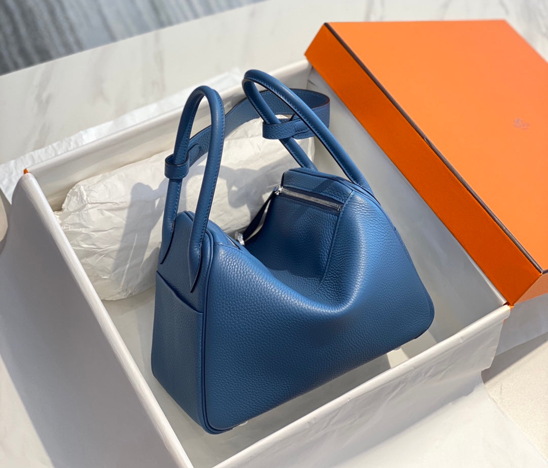 SAC HM LINDY 30 CUIR TAURILLON CLEMENCE AZUR