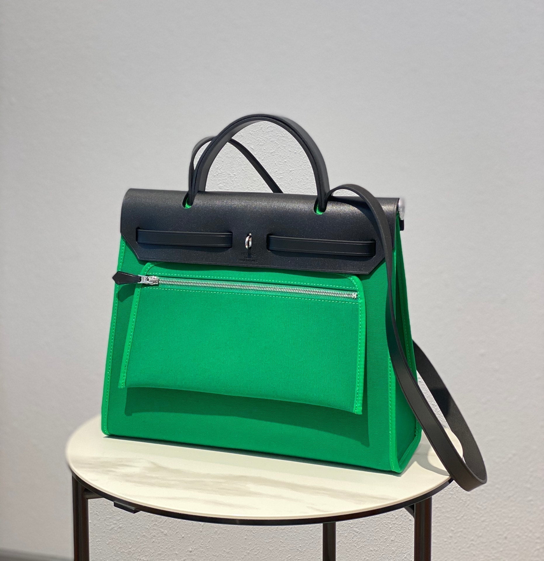 HERBAG 31 TOILE GREEN CANVAS BLACK COWHIDE LEATHER