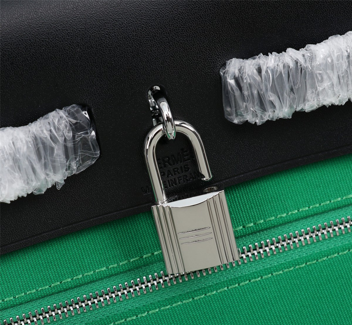HM HERBAG ZIP 31 TOILE VERT D'EAU ET NOIR