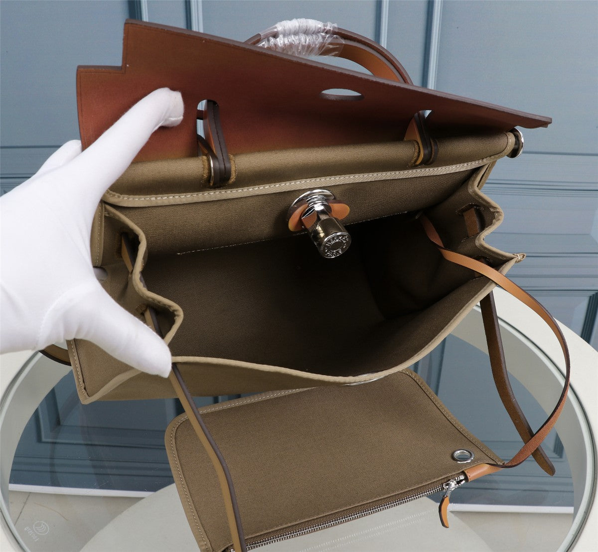 HM HERBAG ZIP 31 TOILE OLIVE ET BRONZE