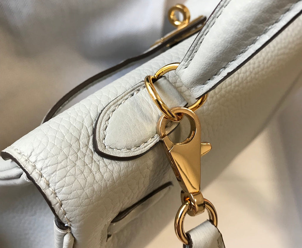 HM KELLY 32CM CUIR TOGO BLANC QUINCAILLERIE DORÉ