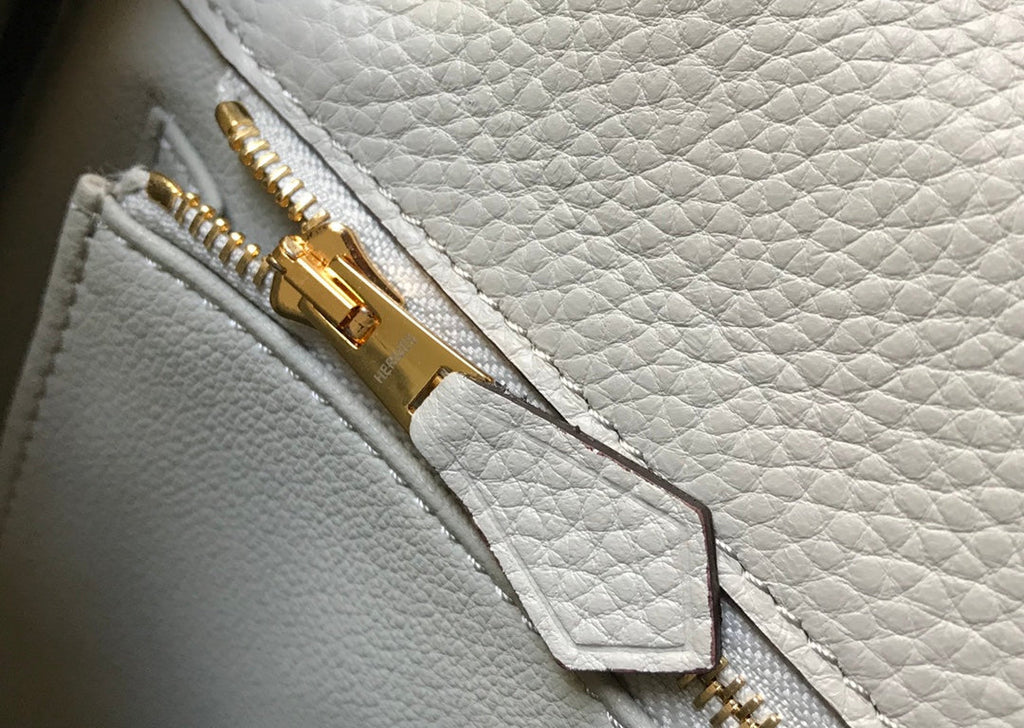 HM KELLY 32CM CUIR TOGO BLANC QUINCAILLERIE DORÉ