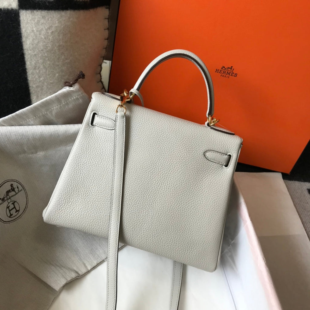 HM KELLY 32CM CUIR TOGO BLANC QUINCAILLERIE DORÉ