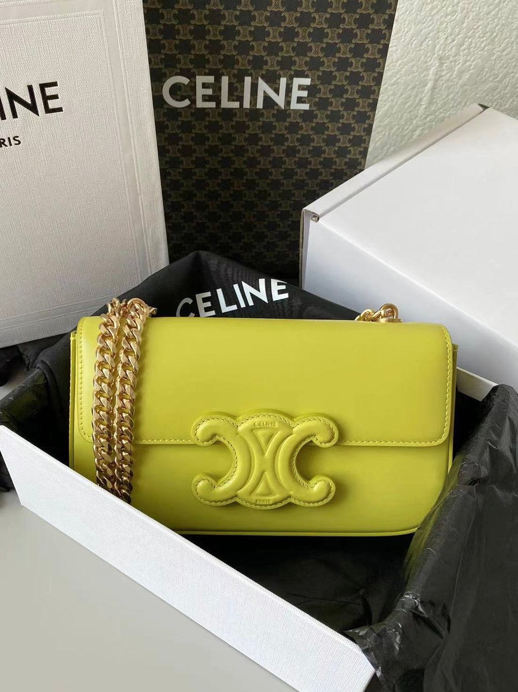 SAC SOUS-AISSELLE 20 CHAÎNES EN CUIR DE VEAU JAUNE CHARTREUSE