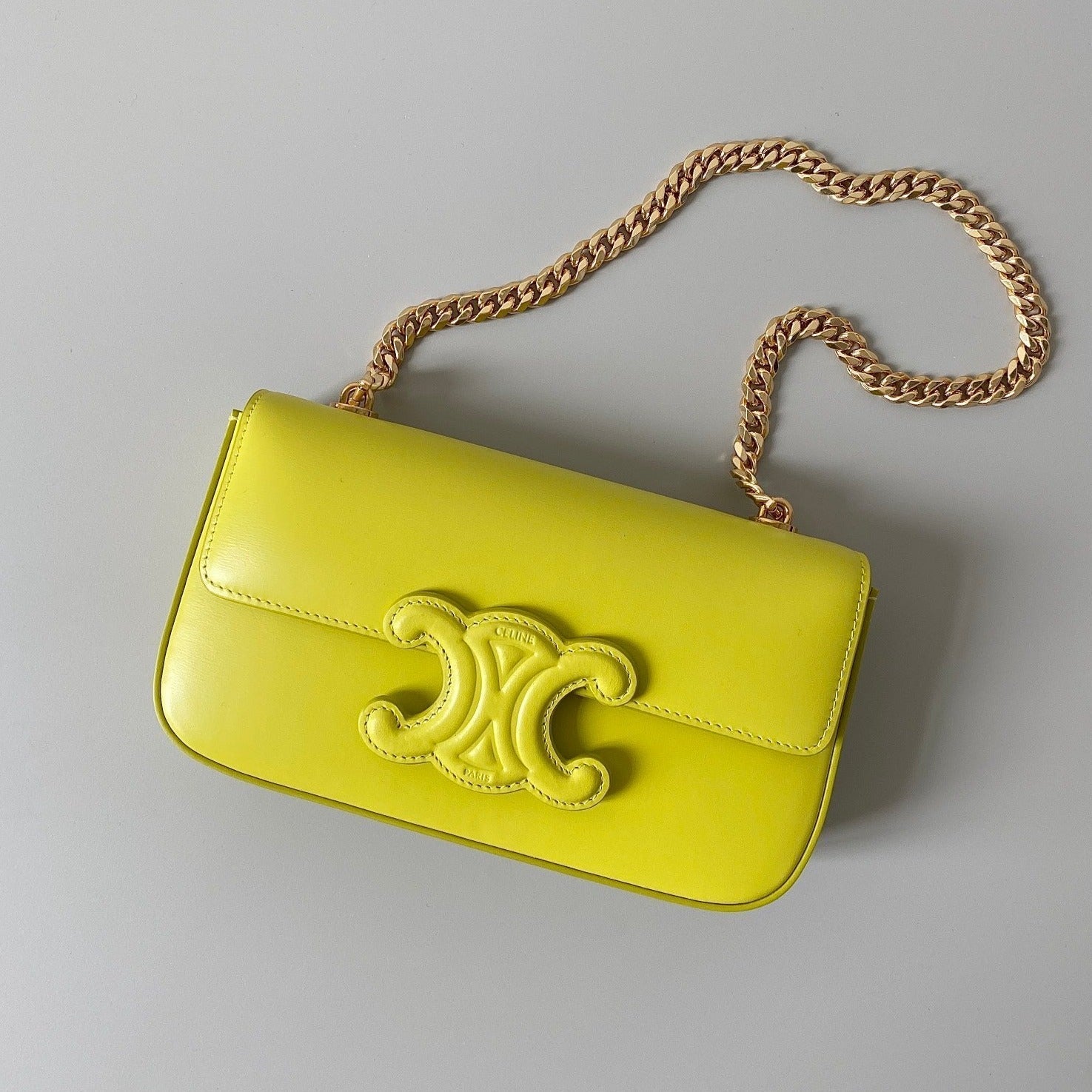 SAC SOUS-AISSELLE 20 CHAÎNES EN CUIR DE VEAU JAUNE CHARTREUSE