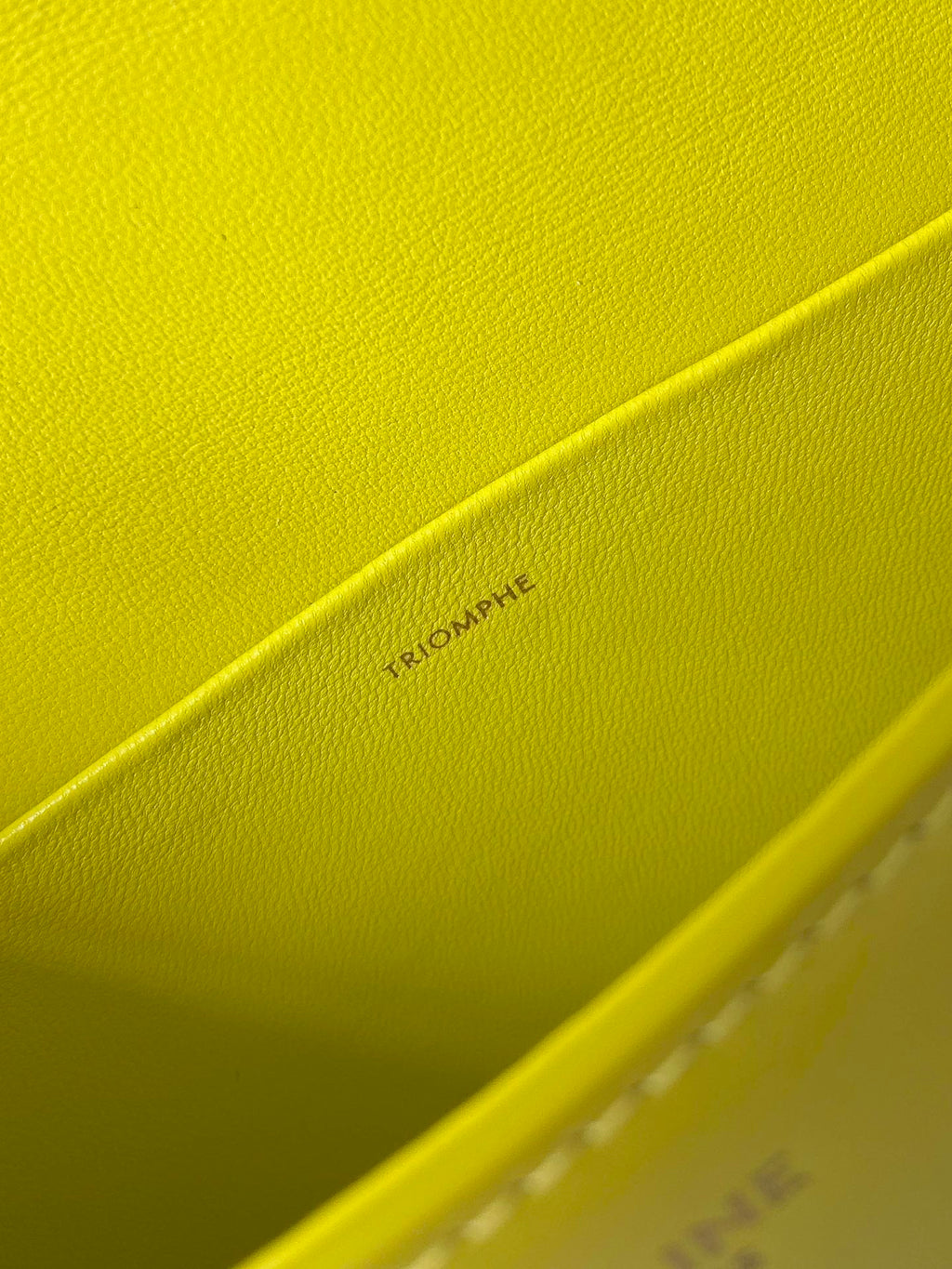 SAC SOUS-AISSELLE 20 CHAÎNES EN CUIR DE VEAU JAUNE CHARTREUSE