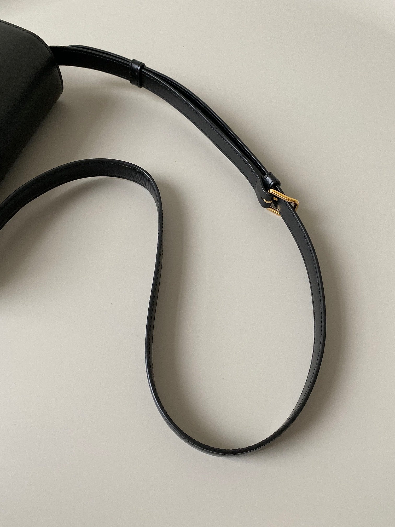 CLASSIQUE TRIOMPHE 22 CUIR DE VEAU TOUT NOIR