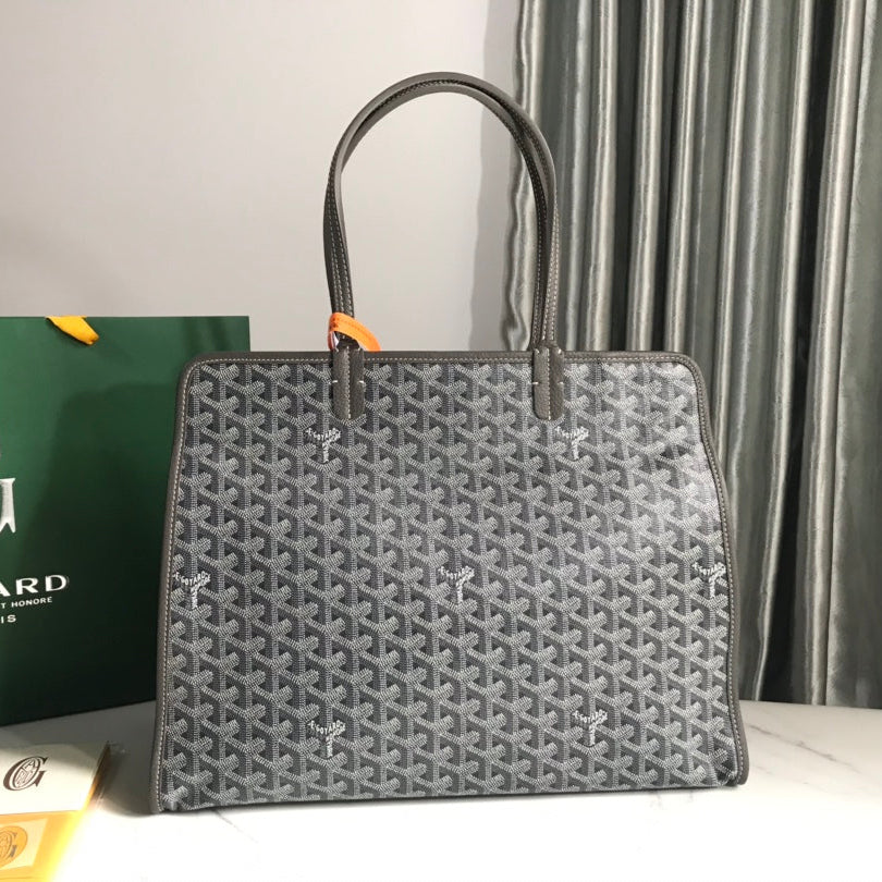 SAC HARDY PM 40 EN TOILE GOYARDINE GRISE ET GARNITURES EN CUIR TAURILLON