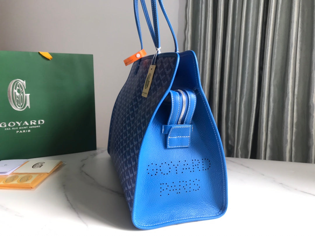 SAC HARDY PM 40 EN TOILE GOYARDINE BLEU CIEL ET GARNITURES EN CUIR TAURILLON