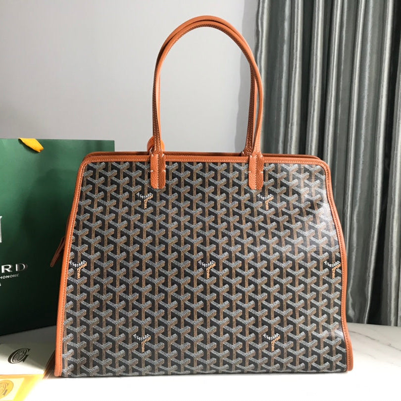 SAC HARDY PM 40 EN TOILE GOYARDINE NOIRE ET GARNITURE EN CUIR TAURILLON BRUN