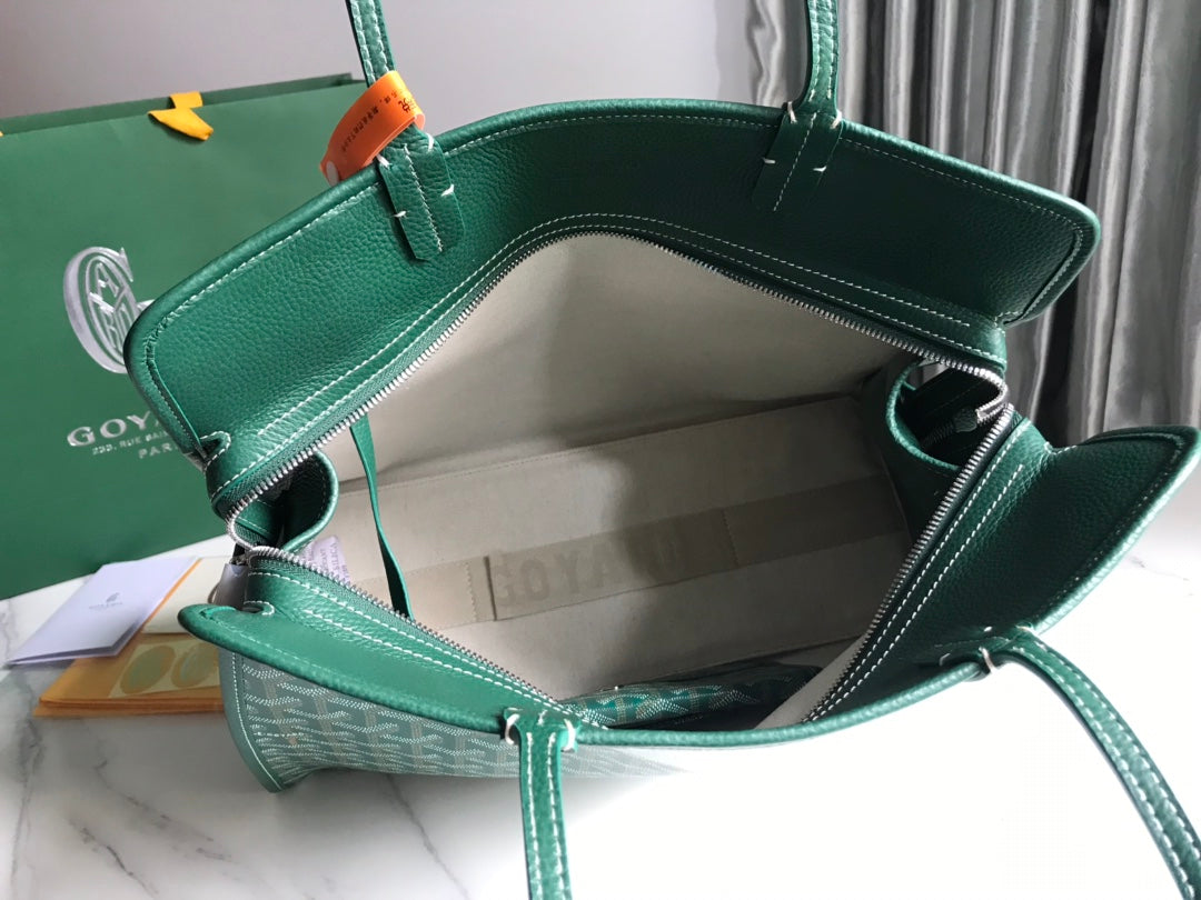 SAC HARDY PM 40 EN TOILE GOYARDINE VERTE ET GARNITURES EN CUIR TAURILLON