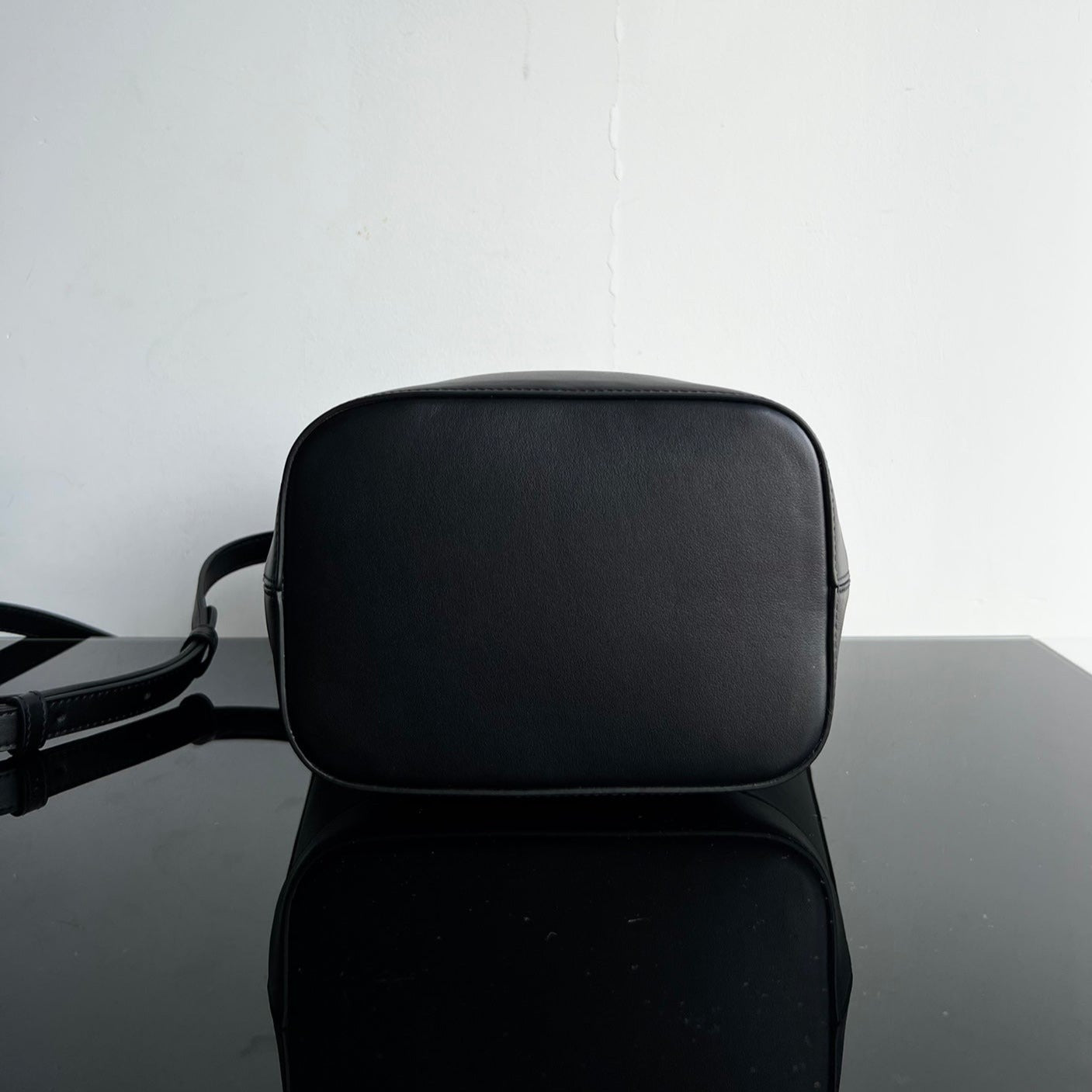 SEAU CUIR TRIOMPHE 24 VEAU NOIR
