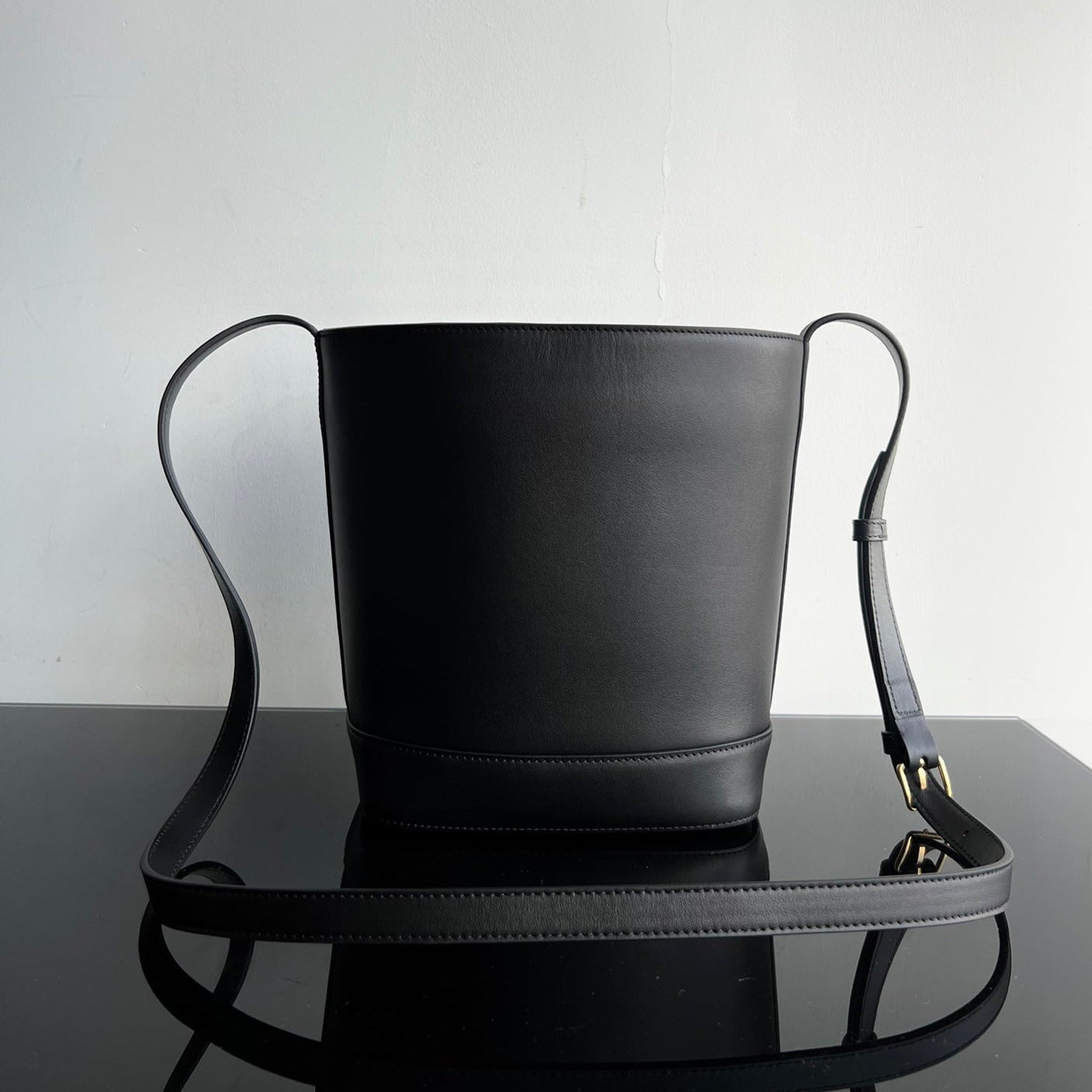 SEAU CUIR TRIOMPHE 24 VEAU NOIR