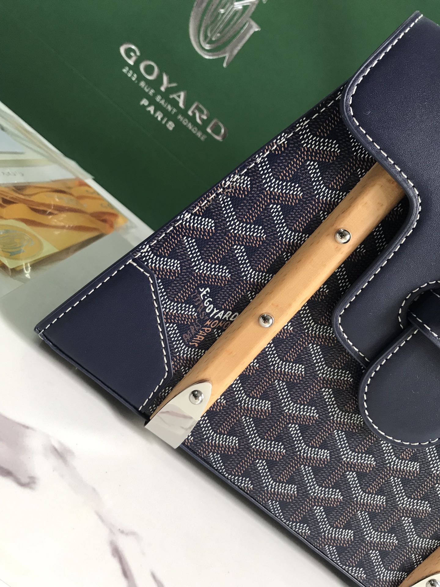 SAC SAÏGON PM 28 EN TOILE GOYARDINE BLEU MARINE ET CUIR DE VEAU