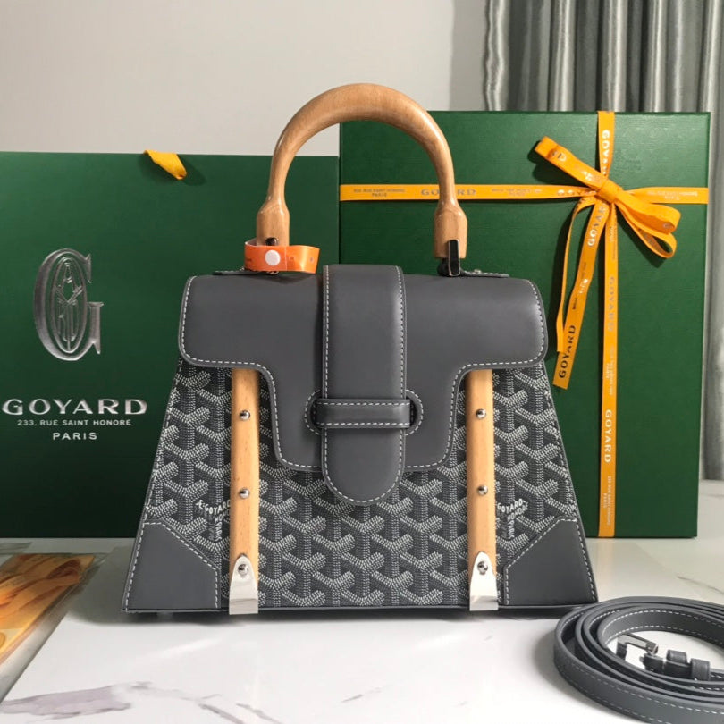 SAC SAÏGON PM 28 EN TOILE GOYARDINE GRISE ET CUIR DE VEAU