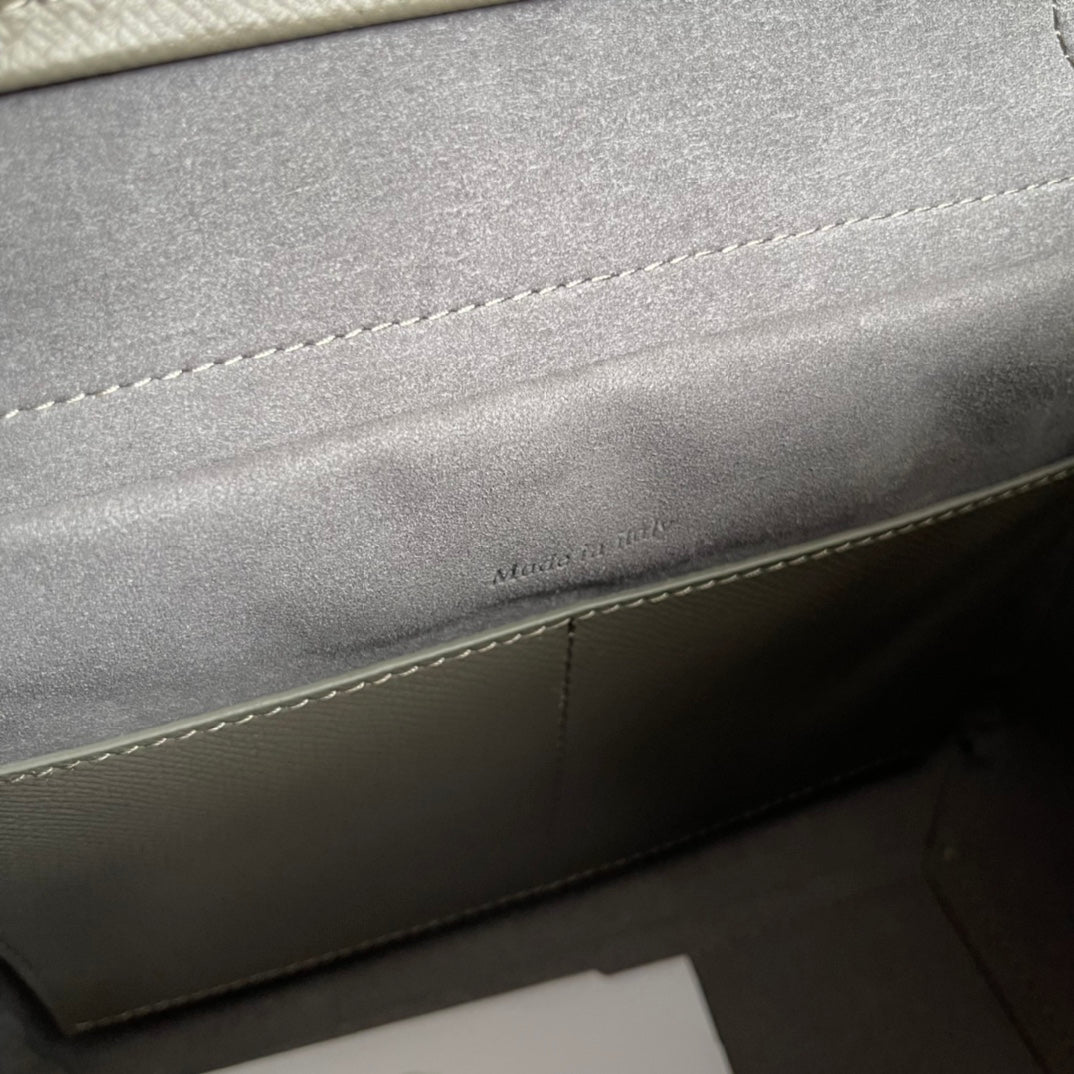 SAC À POISSON 24 CUIR GRIS