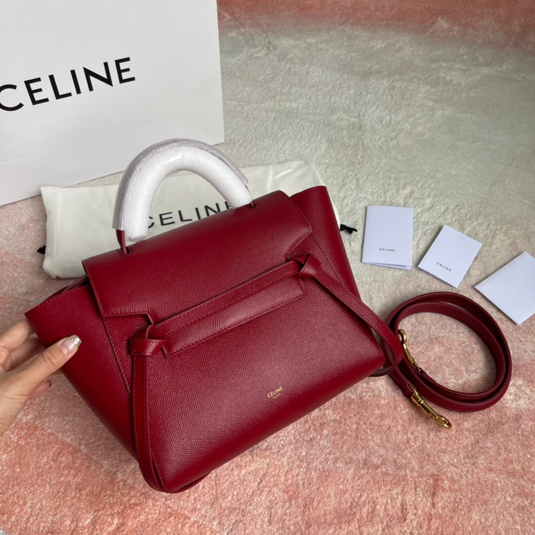 SAC À POISSON 24 CUIR DE VACHE ROUGE CERISE