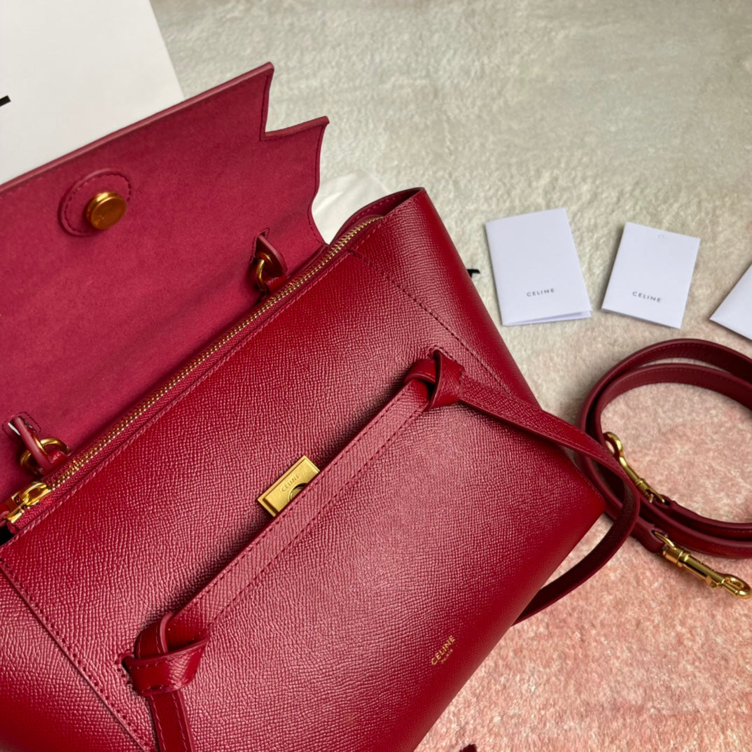 SAC À POISSON 24 CUIR DE VACHE ROUGE CERISE