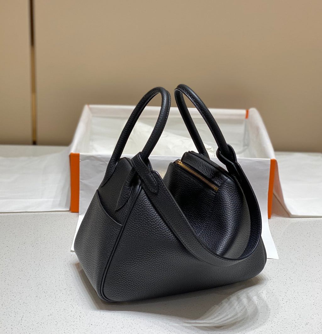 SAC HM LINDY 30 EN CUIR TAURILLON NOIR CLEMENCE