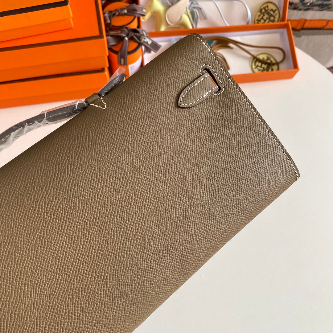 HM KELLY CUT 31 CUIR EPSOM ÉTOUPE QUINCAILLERIE DORÉ 229054