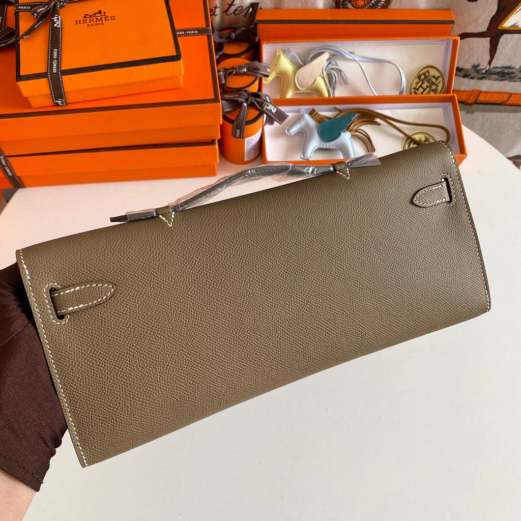 HM KELLY CUT 31 CUIR EPSOM ÉTOUPE QUINCAILLERIE ARGENTÉE 229055