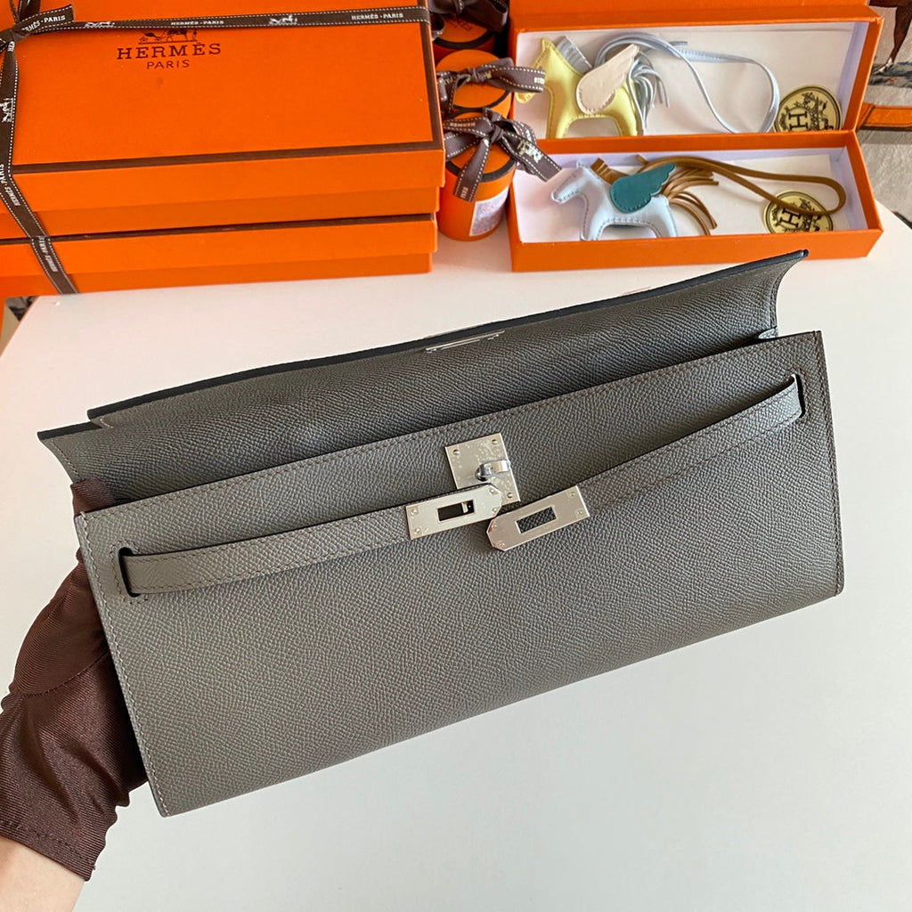 HM KELLY CUT 31 CUIR EPSOM GRIS FOSSILE QUINCAILLERIE ARGENTÉE 229053