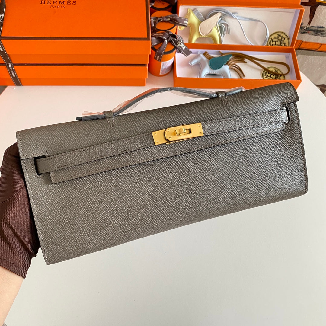 HM KELLY CUT 31 CUIR EPSOM GRIS FOSSILE QUINCAILLERIE DORÉ 229052