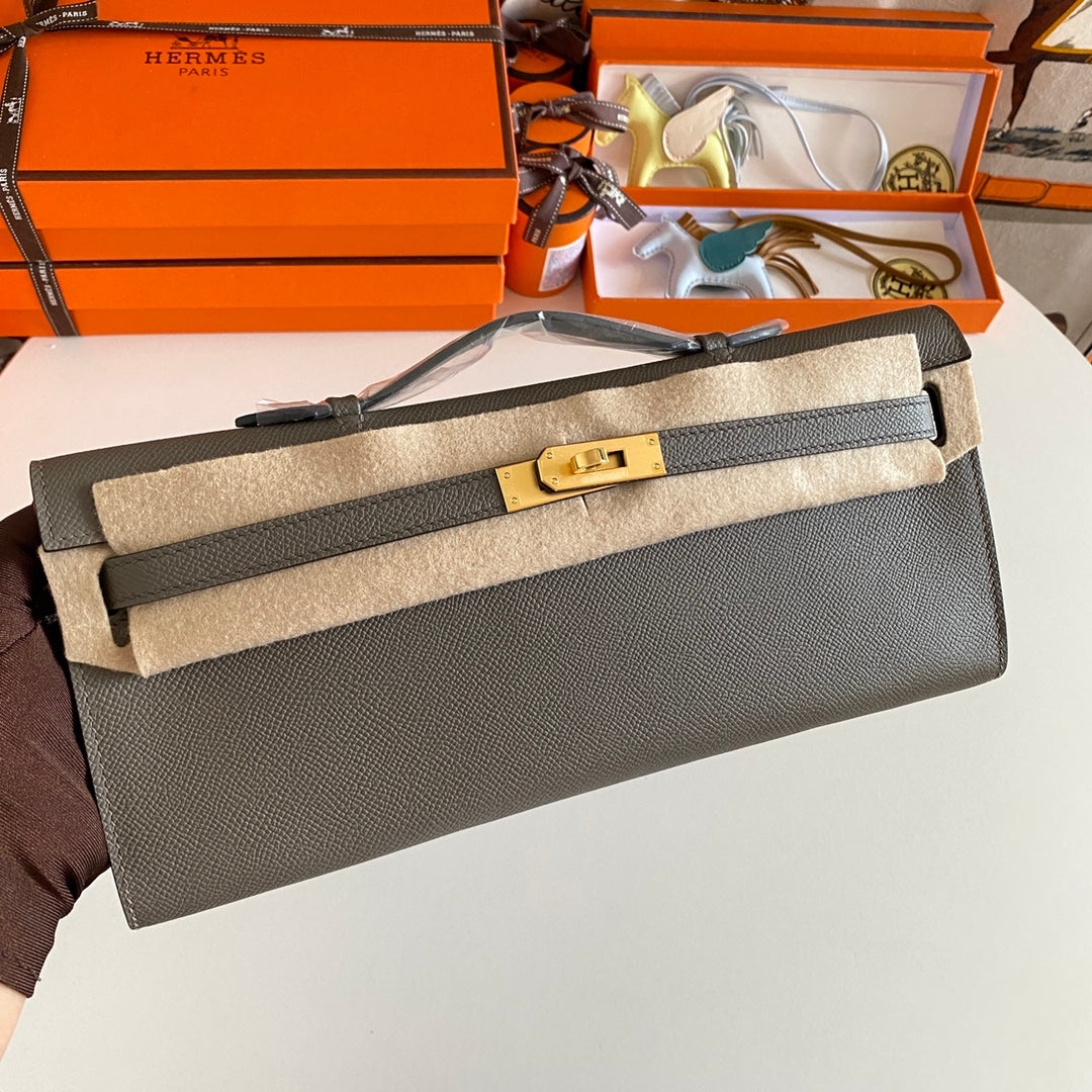 HM KELLY CUT 31 CUIR EPSOM GRIS FOSSILE QUINCAILLERIE DORÉ 229052
