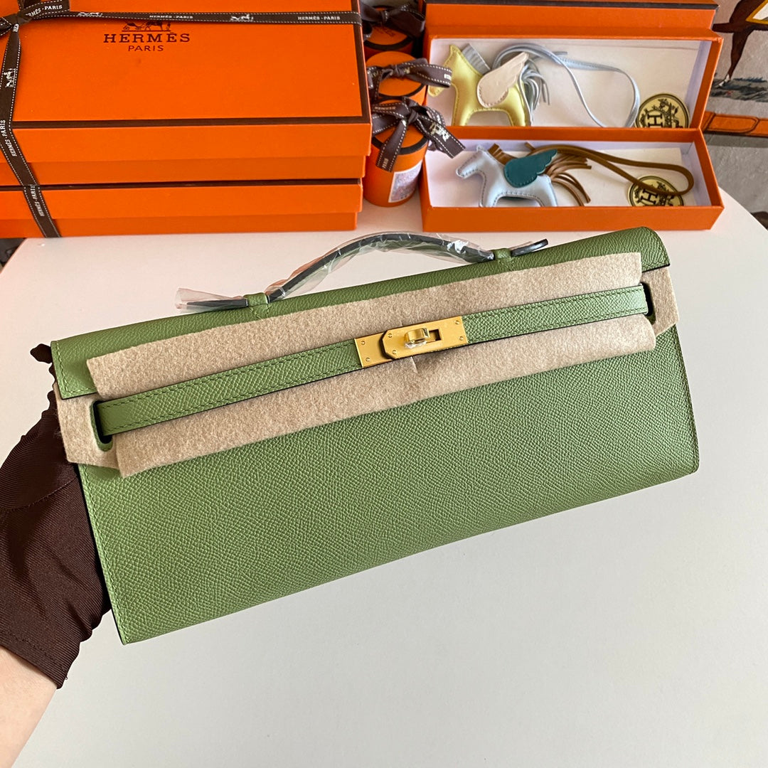 HM KELLY CUT 31 CUIR EPSOM VERT OLIVE QUINCAILLERIE DORÉ 229045