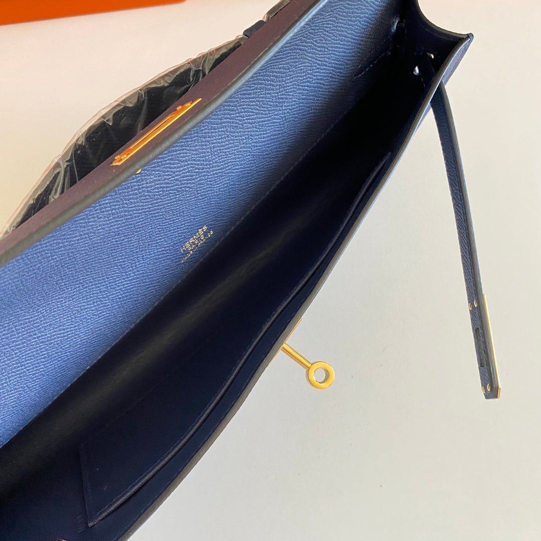 HM KELLY CUT 31 CUIR EPSOM BLEU NUIT QUINCAILLERIE DORÉ 229049