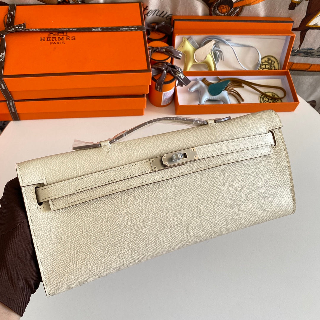 HM KELLY CUT 31 CUIR EPSOM IVOIRE QUINCAILLERIE ARGENTÉE 229046
