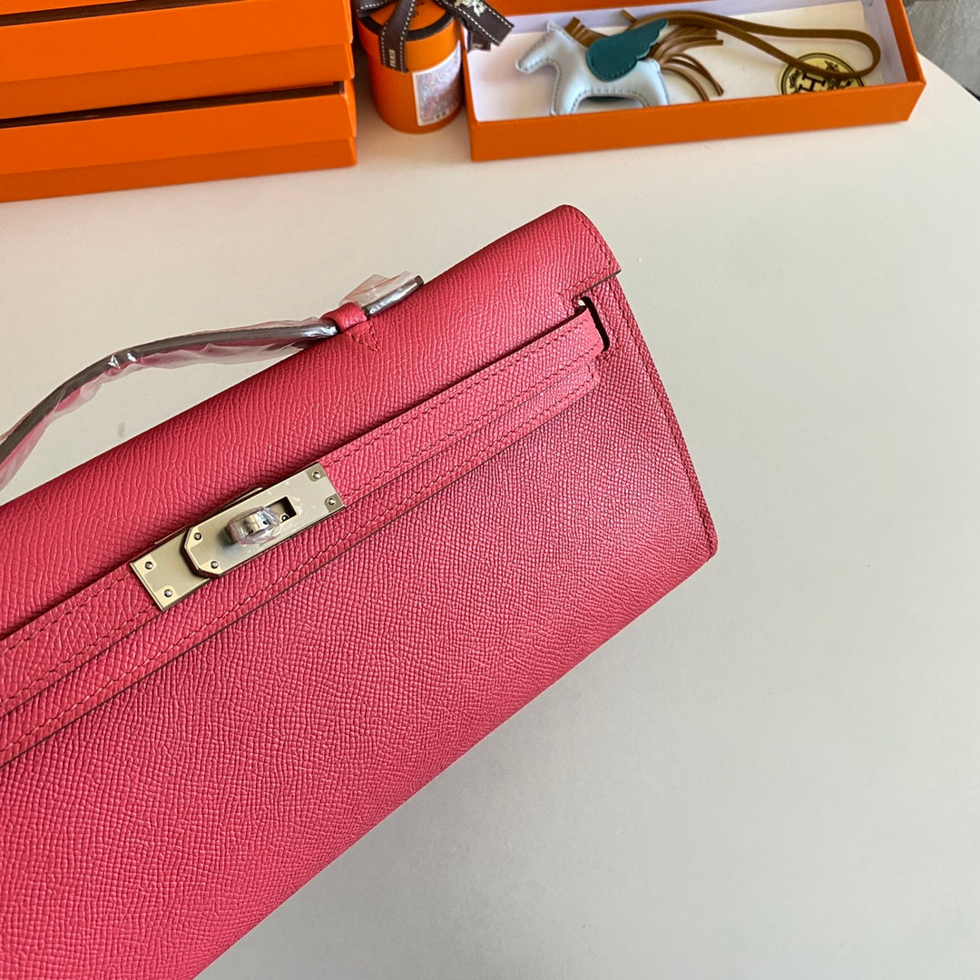 HM KELLY CUT 31 CUIR EPSOM AMARANTH QUINCAILLERIE ARGENTÉE 229043