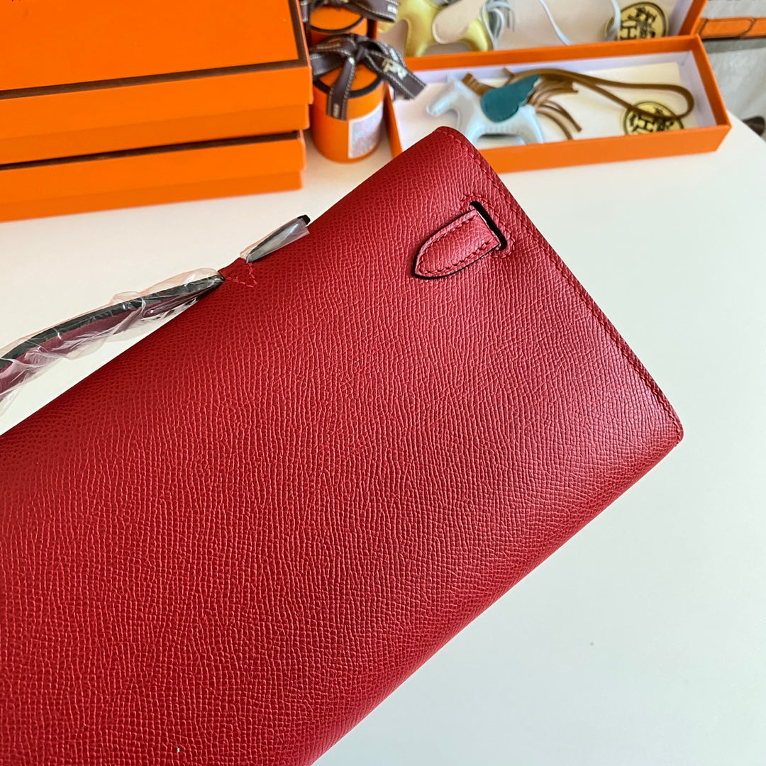 HM KELLY CUT 31 CUIR EPSOM ROUGE QUINCAILLERIE ARGENTÉE 229050